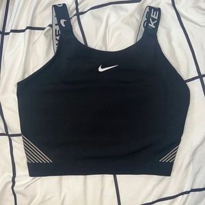 NIKE PRO crop top